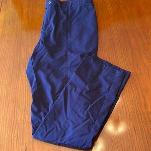 Essentials Sioni navy pants